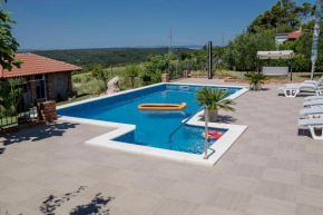 VILLA LIDIA
